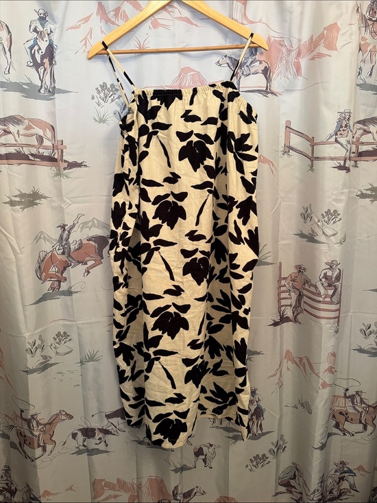 Target Dresses & Skirts - Target Cream Maxi Dress with Black Floral Print